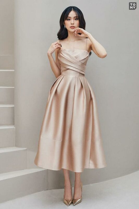 50 Mẫu Váy Đầm Dự Tiệc Cưới Đẹp Đơn Giản, Sang Trọng 2023