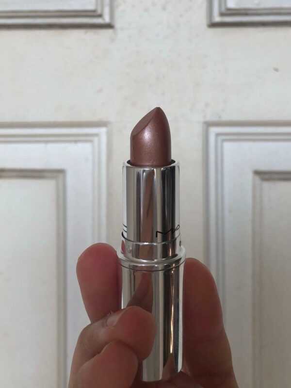 Mac Frost Lipstick | At Leisure (Postage Included), Beauty & Personal Care,  Face, Makeup On Carousell